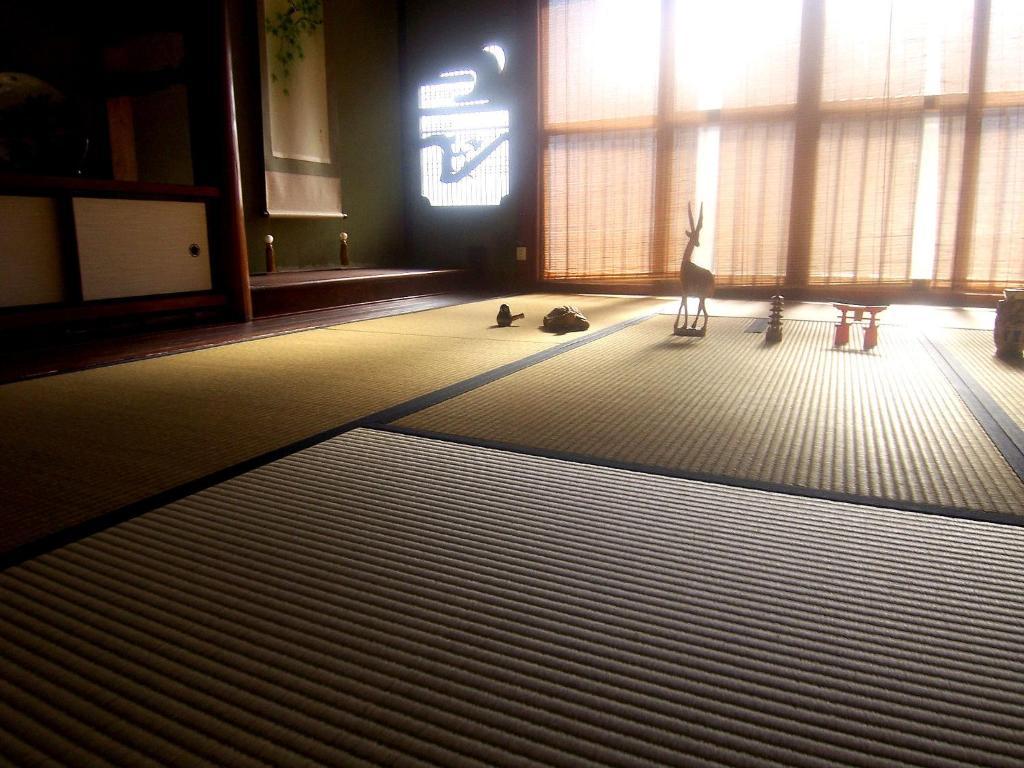 Itsumoya Hotel Hatsukaichi Exterior photo